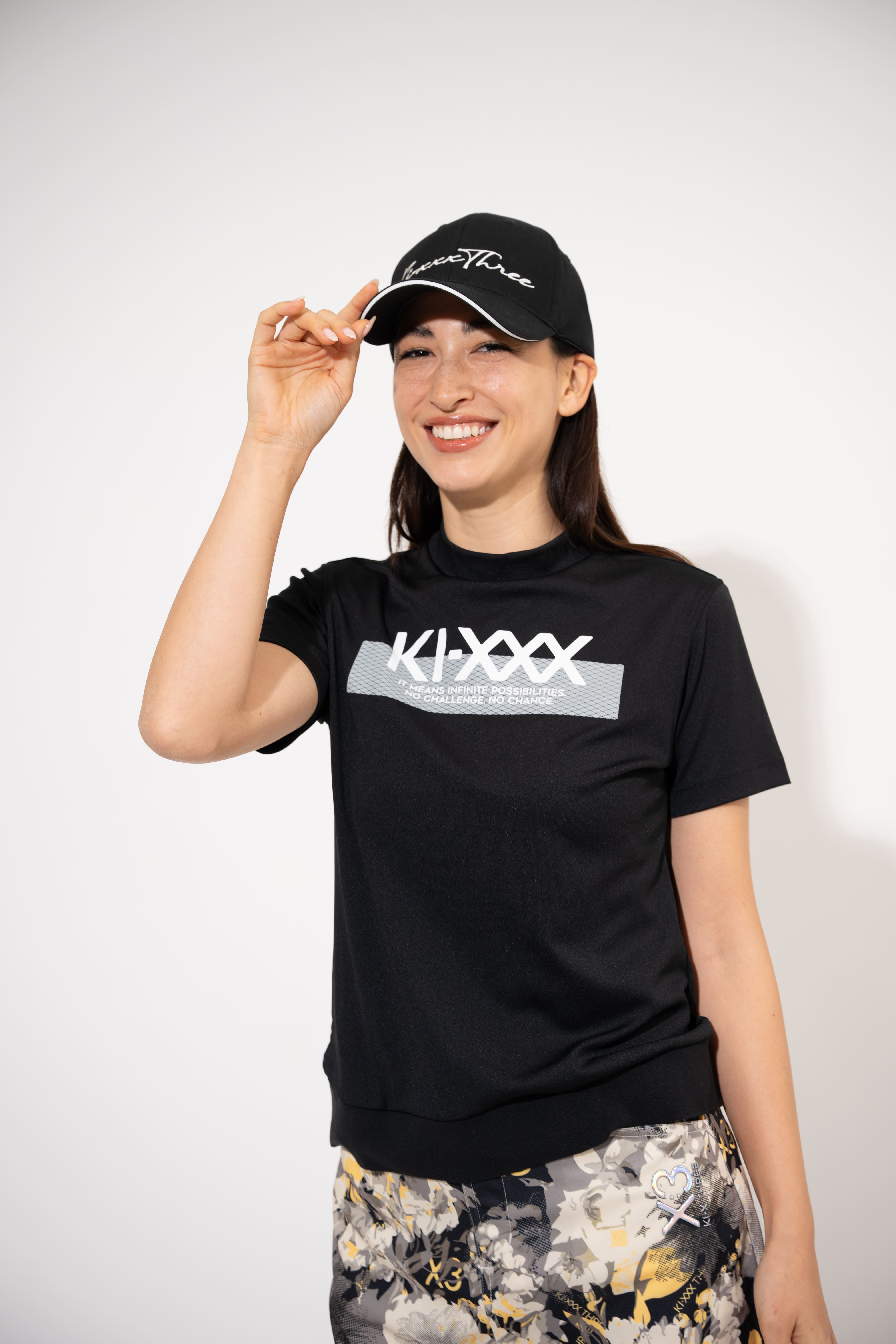 新品未使用品　KI-X THREE　レディースモックネックTシャツ　Sサイズ レディースゴルフウェア 半袖シャツ｜グラフィックモックネック